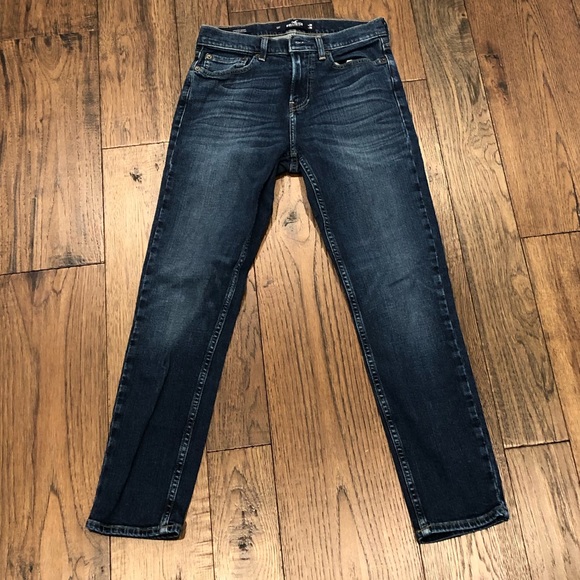 hollister athletic skinny jeans